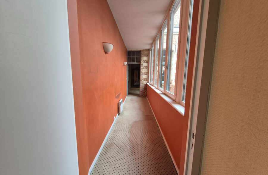 VIEUX LILLE – Plateau brut à aménager en T2 47 m² Loi Carrez