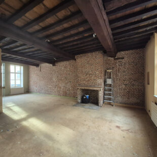 VIEUX LILLE – Plateau brut à aménager en T1/T2 de 38 m²