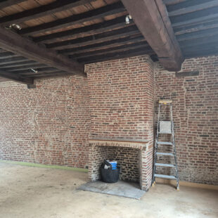 VIEUX LILLE – Plateau brut à aménager en T1/T2 de 38 m²