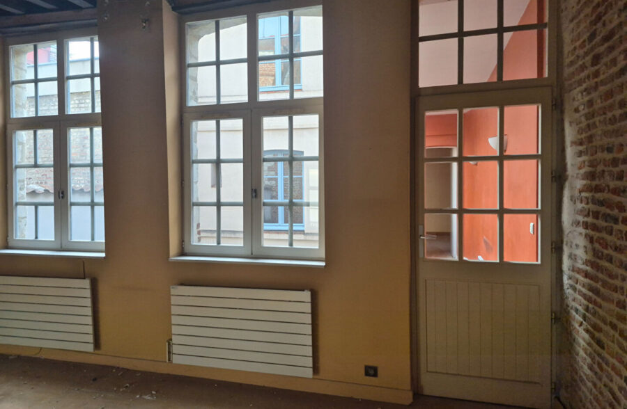 VIEUX LILLE – Plateau brut à aménager en T1/T2 de 38 m²