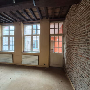 VIEUX LILLE – Plateau brut à aménager en T1/T2 de 38 m²