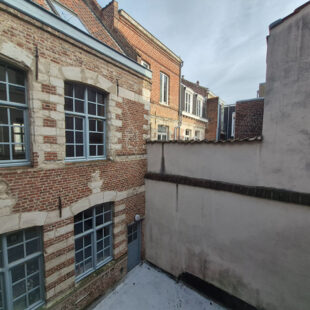 VIEUX LILLE – Plateau brut à aménager en T1/T2 de 38 m²