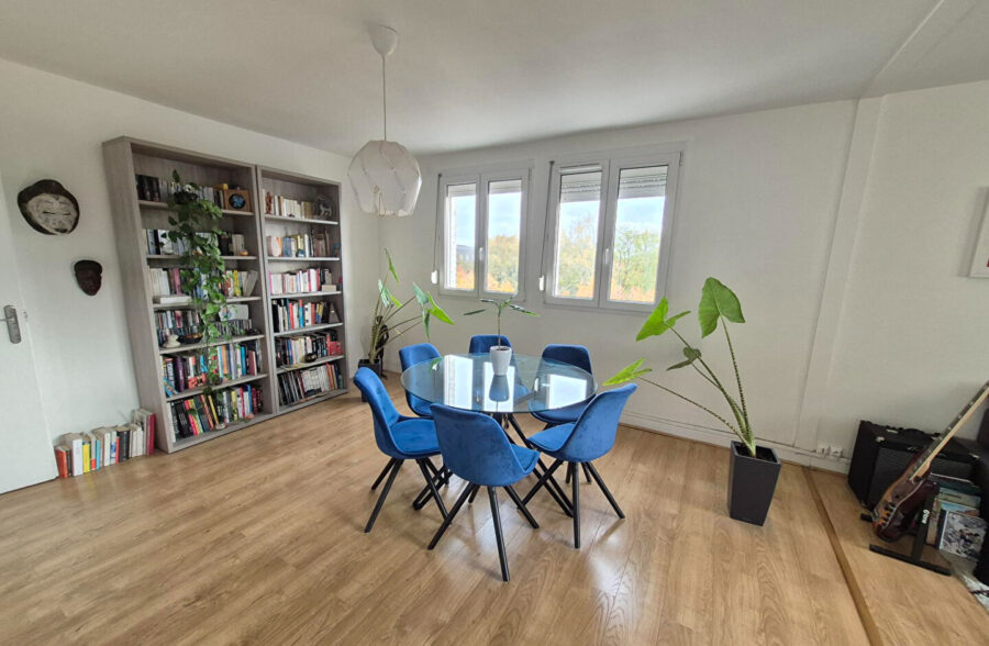 LILLE WAZEMMES/GAMBETTA : Type 2 /Type 3 de 53m² avec stationnement et cave – Vendu loué