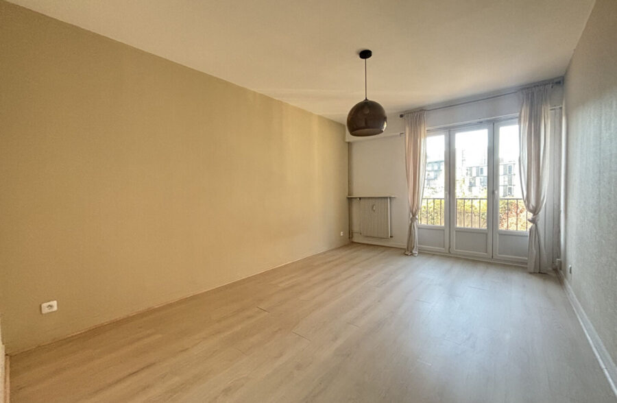 Appartement T3 traversant et lumineux 90 m² avec garage et cave – LILLE