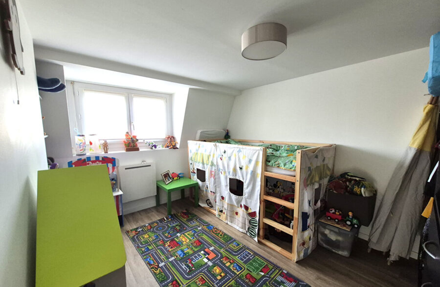 Maison Wambrechies  1930 rénovée, 3 chambres, jardin avec accès extérieur