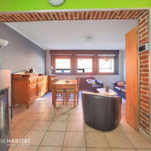 Maison 110 m² et garage.