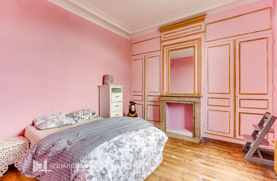 Maison de Maître de Charme , 214 m² , Proche Métro