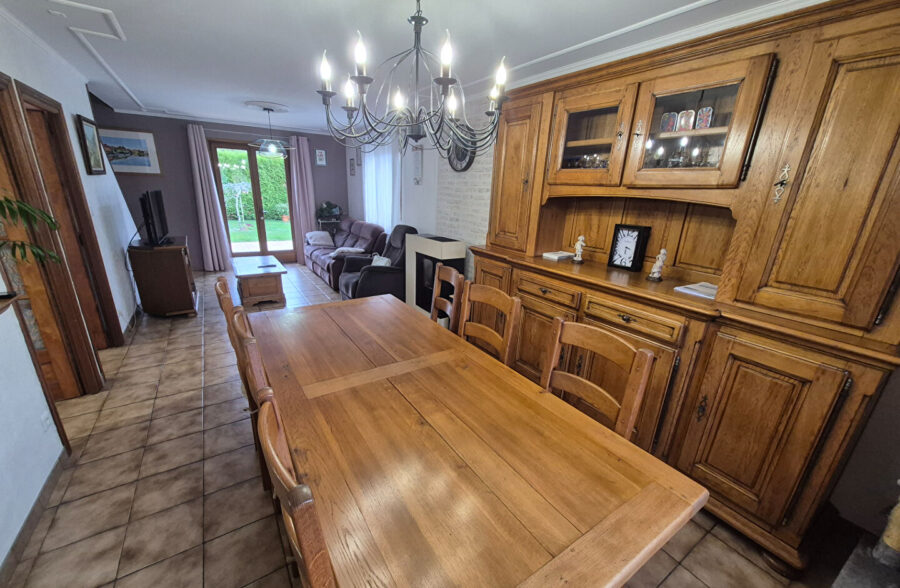 Pavillon individuel en semi plain pied Roost-Warendin 6 pièces 118m2