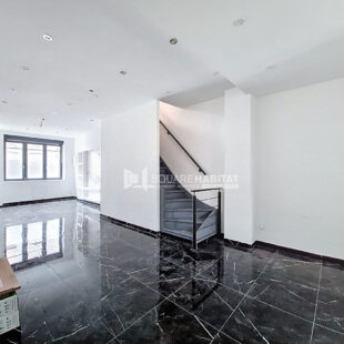 LE FLOCON – MAISON COMPLETEMENT RENOVEE AVEC JARDIN DE VILLE