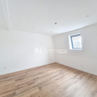 LE FLOCON – MAISON COMPLETEMENT RENOVEE AVEC JARDIN DE VILLE