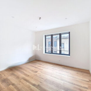 LE FLOCON – MAISON COMPLETEMENT RENOVEE AVEC JARDIN DE VILLE