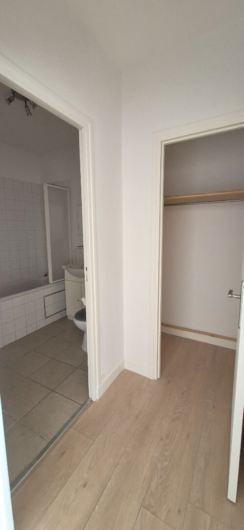 Appartement Lille 2 pièce(s) 32.24 m2