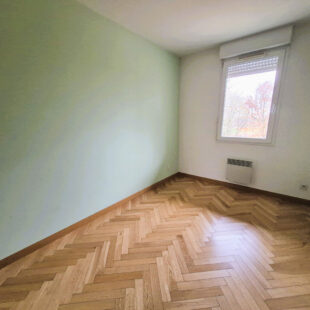 Halluin secteur prisé, Appartement 86m², deux chambres, terrasse, garage  et stationnement