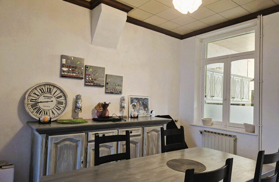 Maison familiale  trois chambres jardin