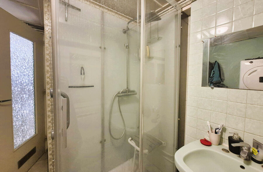 Maison familiale  trois chambres jardin