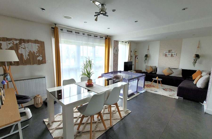 Appartement Lille 3 pièce(s) 65.82 m2 proche métro