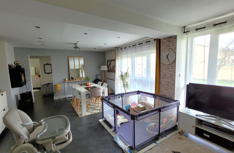 Appartement Lille 3 pièce(s) 65.82 m2 proche métro