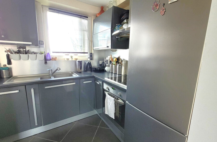 Appartement Lille 3 pièce(s) 65.82 m2 proche métro