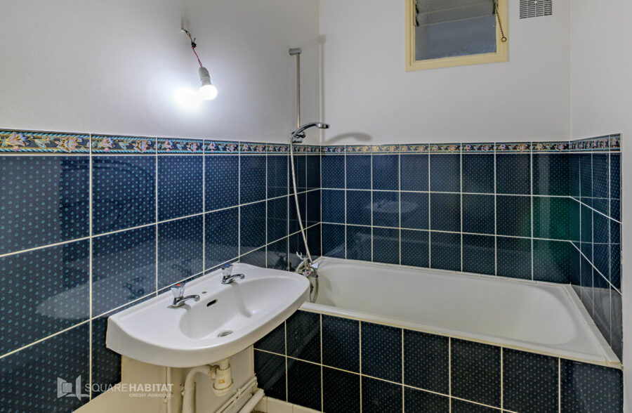 Appartement Rousies 6 pièce(s) 79.68 m2