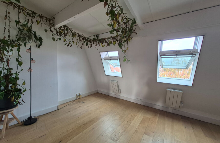 VIEUX LILLE – Appartement 3 pièces 63 m² au sol (55m² CARREZ)