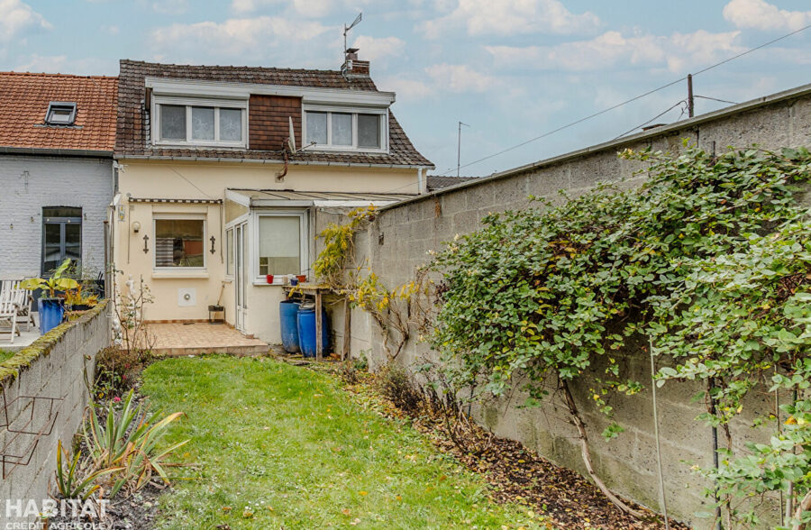 Maison centre-ville : 3 chambres + jardin