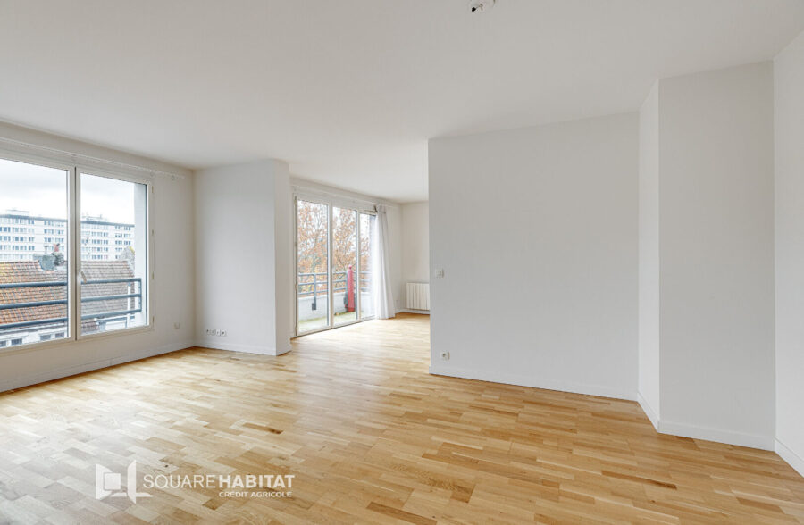 Croix Centre, appartement T4 de 81m² , 3 chambres, terrasse et garage