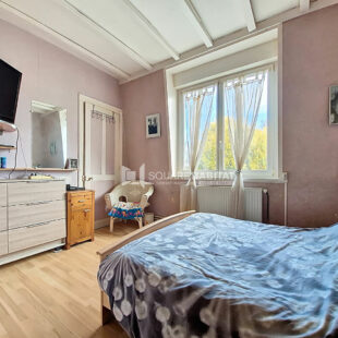 Secteur recherché et fort potentiel pour cette jolie maison située à Hem.