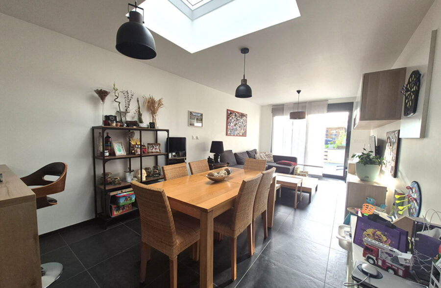 Maison Wambrechies  1930 rénovée, 3 chambres, jardin avec accès extérieur <small>&nbsp;Sous compromis&nbsp;</small>