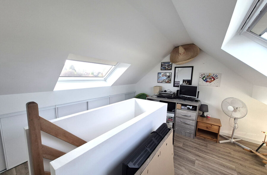 Maison Wambrechies  1930 rénovée, 3 chambres, jardin avec accès extérieur <small>&nbsp;Sous compromis&nbsp;</small>