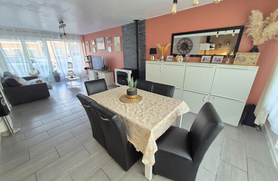 Maison Emmerin 3 chambres, jardin, garage, grand parking