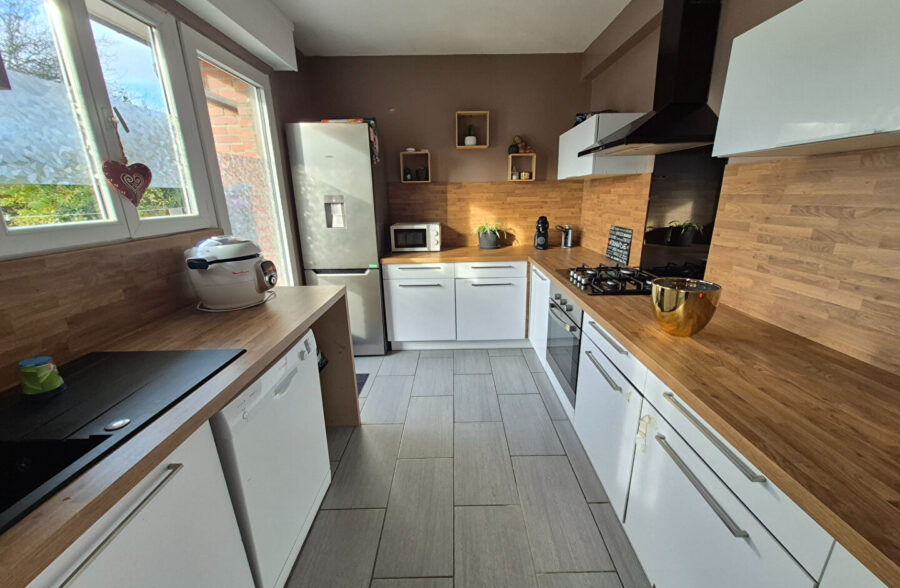 Maison Emmerin 3 chambres, jardin, garage, grand parking