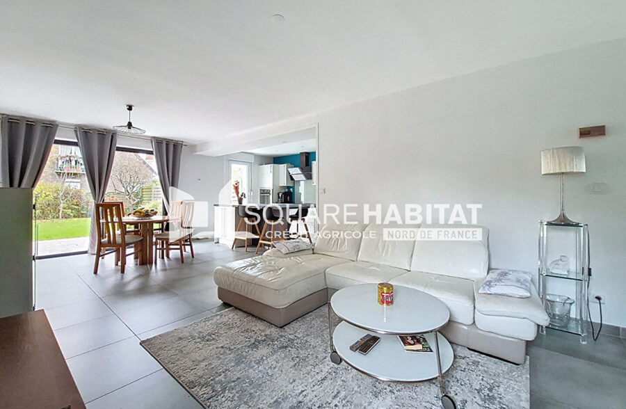 Maison familiale semi-individuelle des années 80  Au calme, proche des commodités