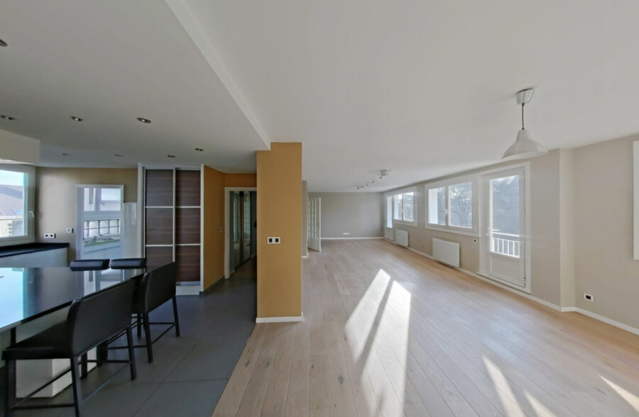 Appartement  4 pièce(s) 135 m2