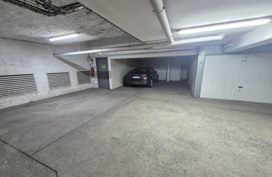 PLACE SEBASTOPOL : Place de parking en sous-sol