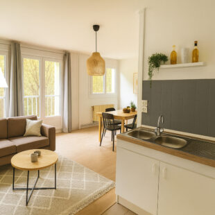 ICAM-LA CATHO-TYPE 2 AVEC PARKING PLACE DU MARECHAL LECLERC