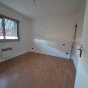 Maison Lens 5 pièce(s) 118 m2 , garage , jardin.