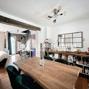 Maison rénovée avec charme et confort ! Secteur familial proche écoles et commerces!