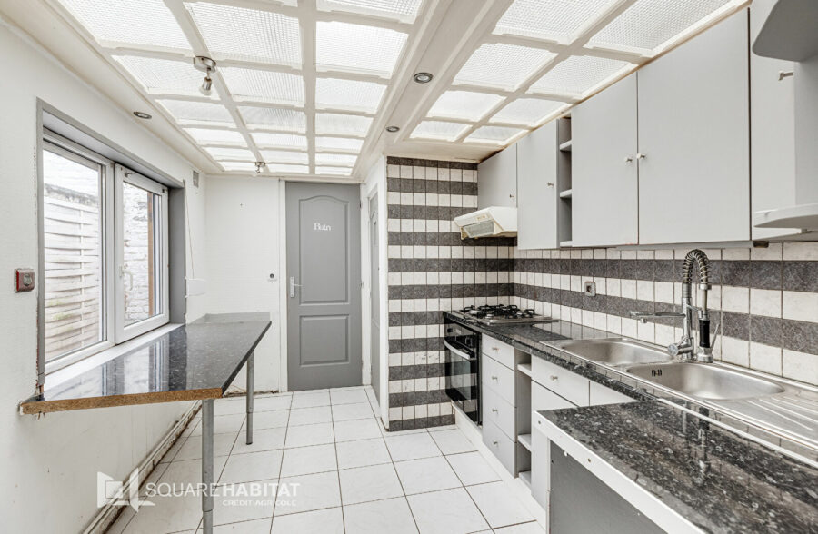 Croix, maison 85 m², 3 chambres + cour