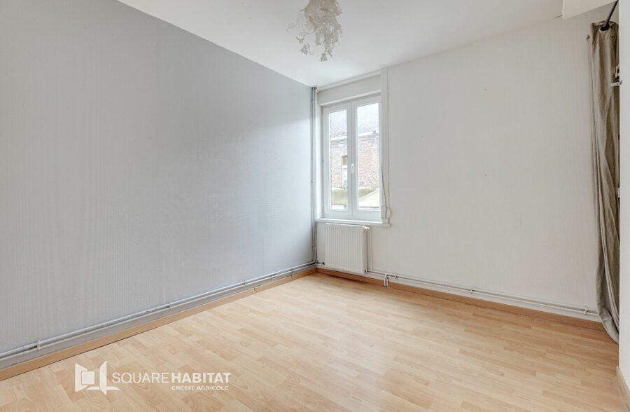 Croix, maison 85 m², 3 chambres + cour