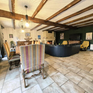 Maison Haspres 5 pièce(s) 137 m2