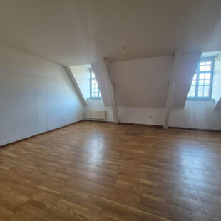 Appartement Aire Sur La Lys 1 pièce(s) 67 m2