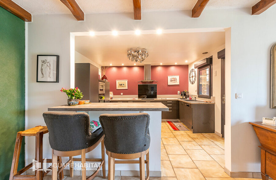 Pavillon de plain pied individuel ,très grande parcelle !