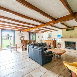 Pavillon de plain pied individuel ,très grande parcelle !