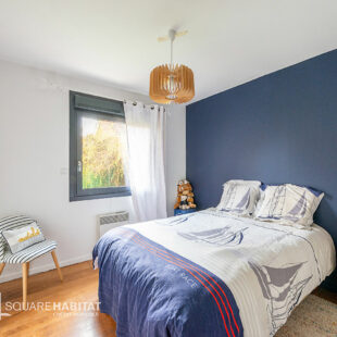 Pavillon de plain pied individuel ,très grande parcelle !