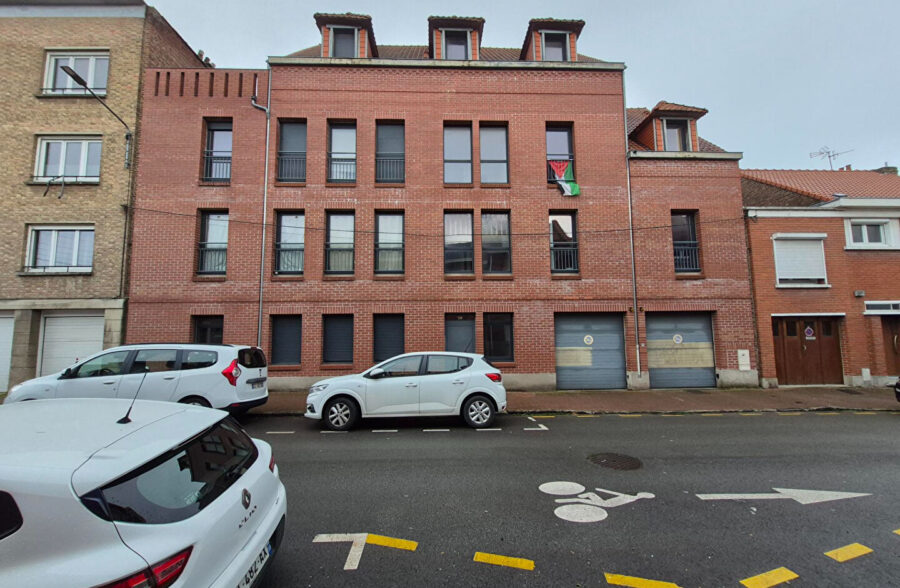 LILLE – APPARTEMENT – 2 CHAMBRES – BALCON – GARAGE