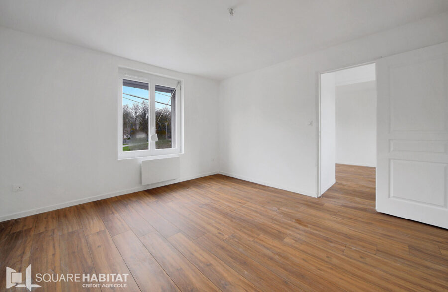 Maison semi individuelle entièrement rénovée  2 Chambres Jardin à Burbure