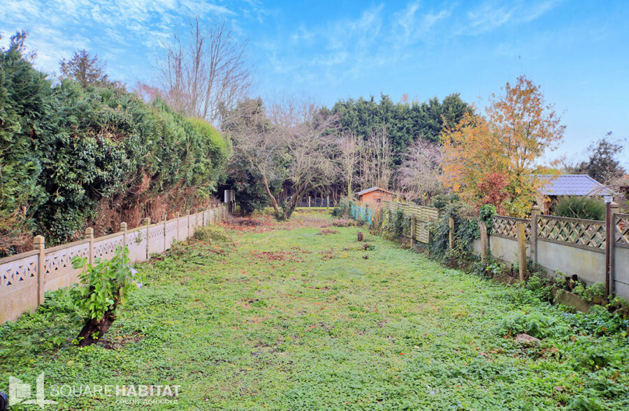 Maison semi individuelle entièrement rénovée  2 Chambres Jardin à Burbure