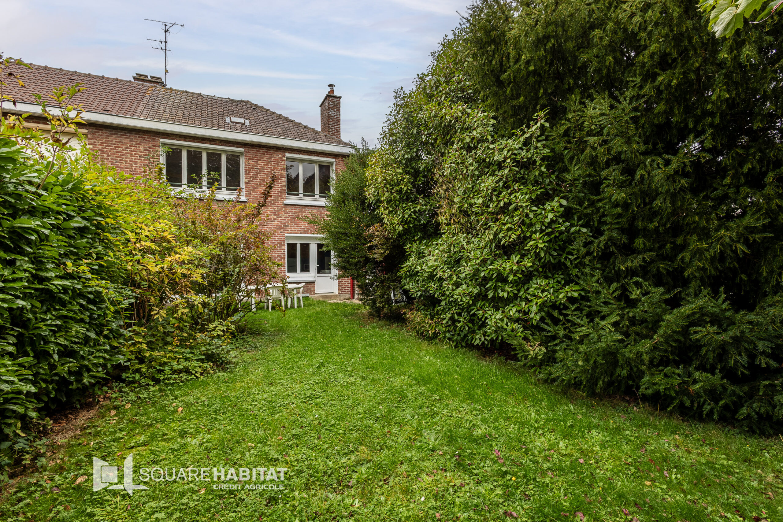 Maison semi individuelle 3 chambres jardin garage <small>&nbsp;Sous compromis&nbsp;</small>