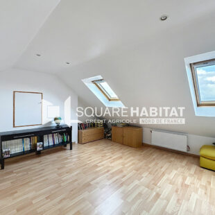 Maison rénovée avec charme et confort ! Secteur familial proche écoles et commerces! &nbsp;Sous compromis&nbsp;