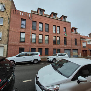 LILLE – APPARTEMENT – 2 CHAMBRES – BALCON – GARAGE